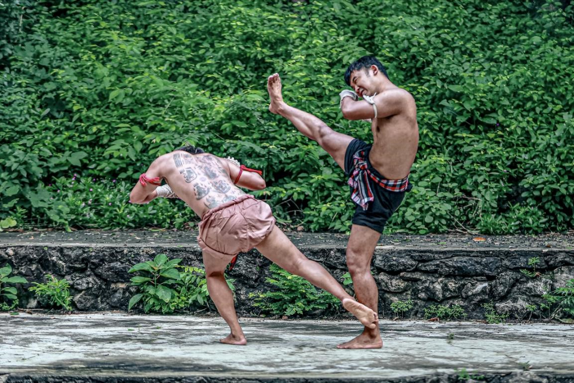 laksna-kar-chi-lukmi-tha-ther-kwad-lan1