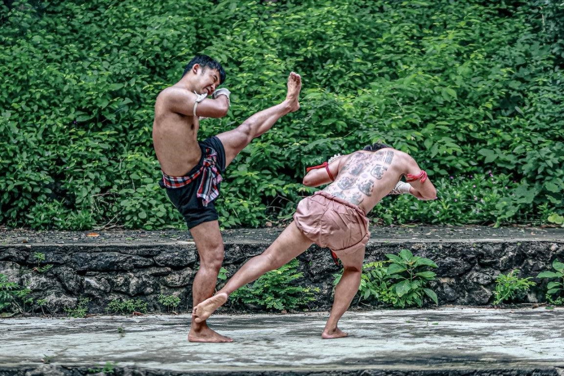 laksna-kar-chi-lukmi-tha-ther-kwad-lan2