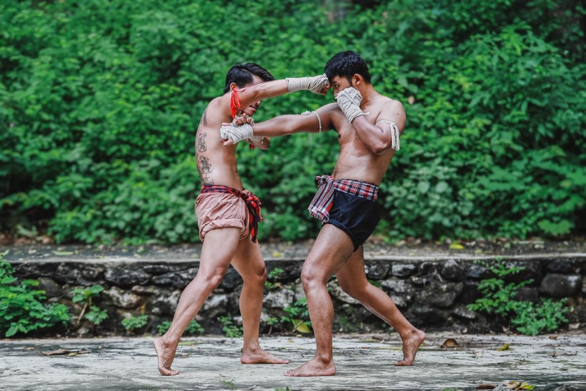 laksna-kar-chi-mae-mi-tha-dab-chwala2